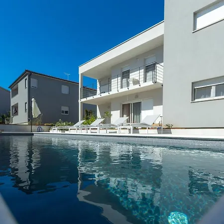 Sweet Apartment