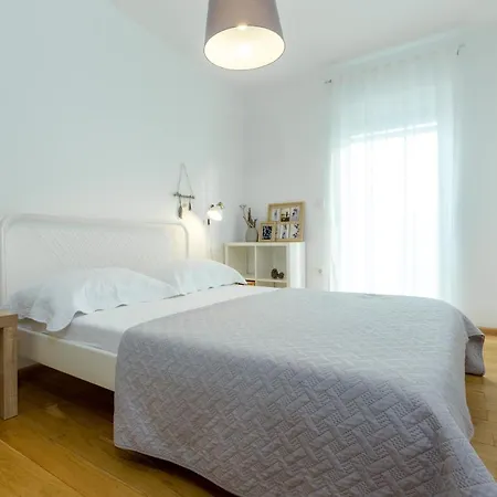 Sweet Apartment