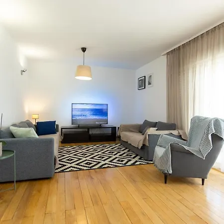 Sweet Apartment