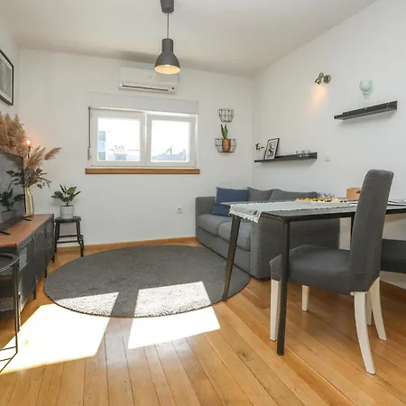 Sweet Apartment
